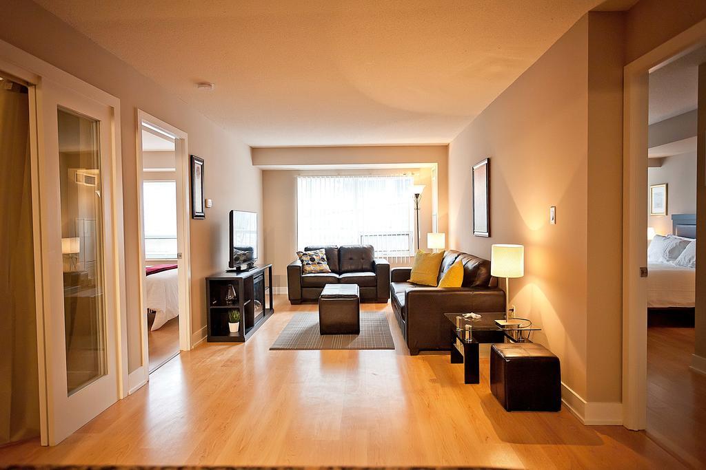 Red Maple Suites - Blue Jays Way Toronto Exterior foto