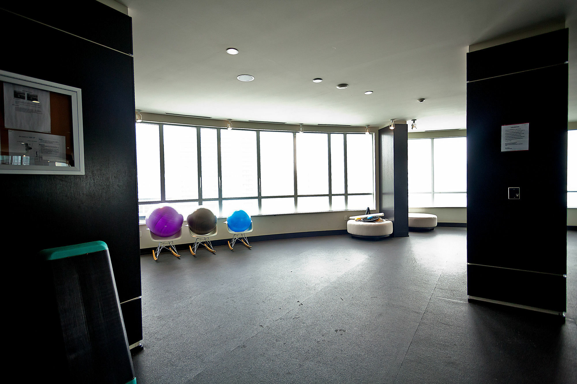 Red Maple Suites - Blue Jays Way Toronto Exterior foto